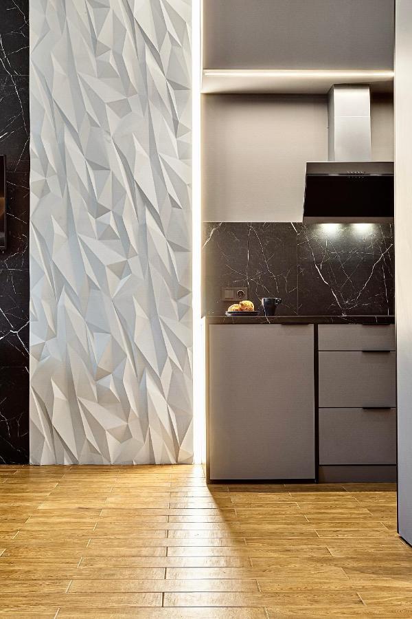 Central Family Boutique Apartments 2 Leopoli Esterno foto